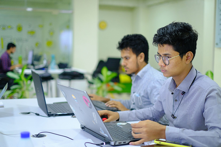 How to Build a Successful E-commerce Business in 2026